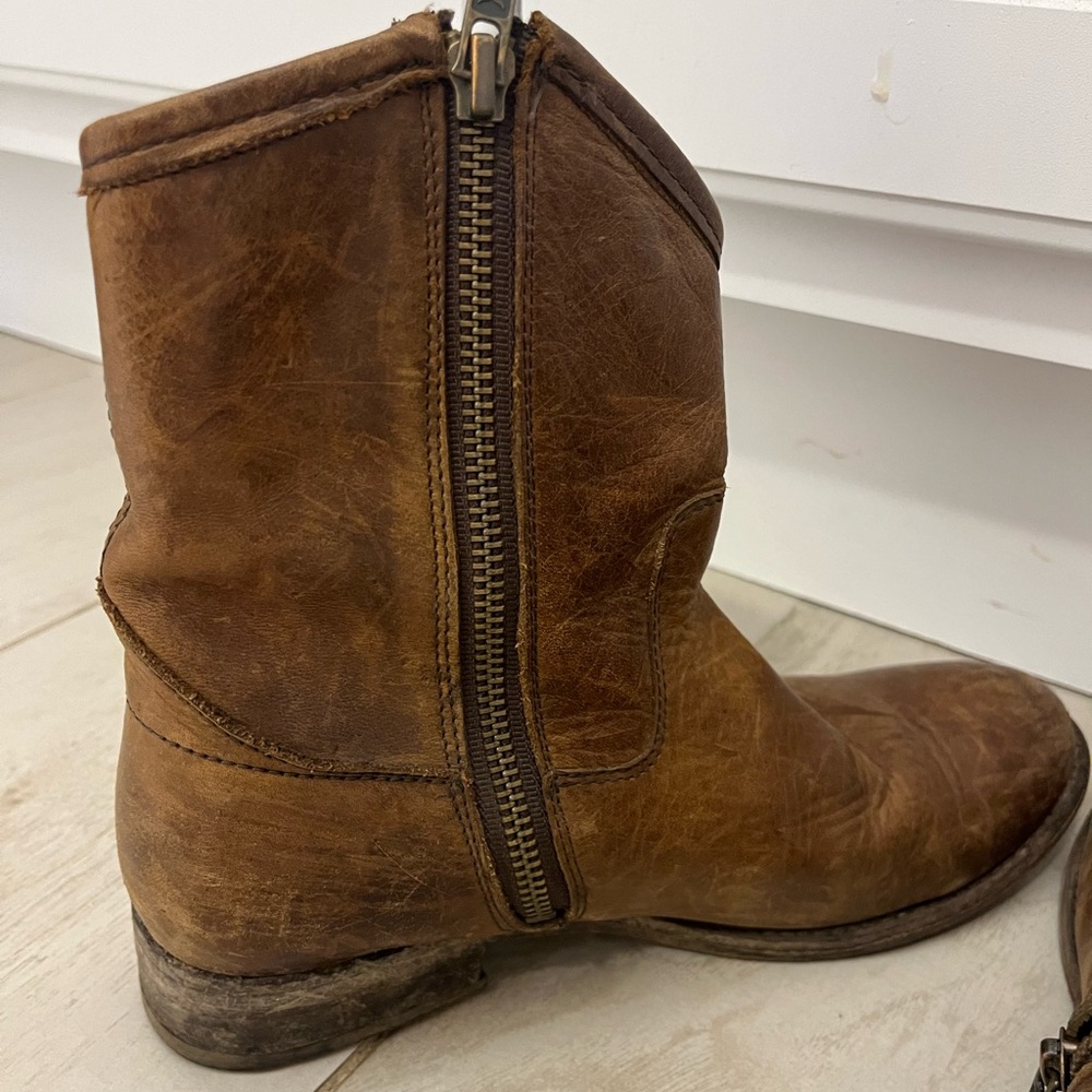 Frye Melissa Button Short Boot - image 4